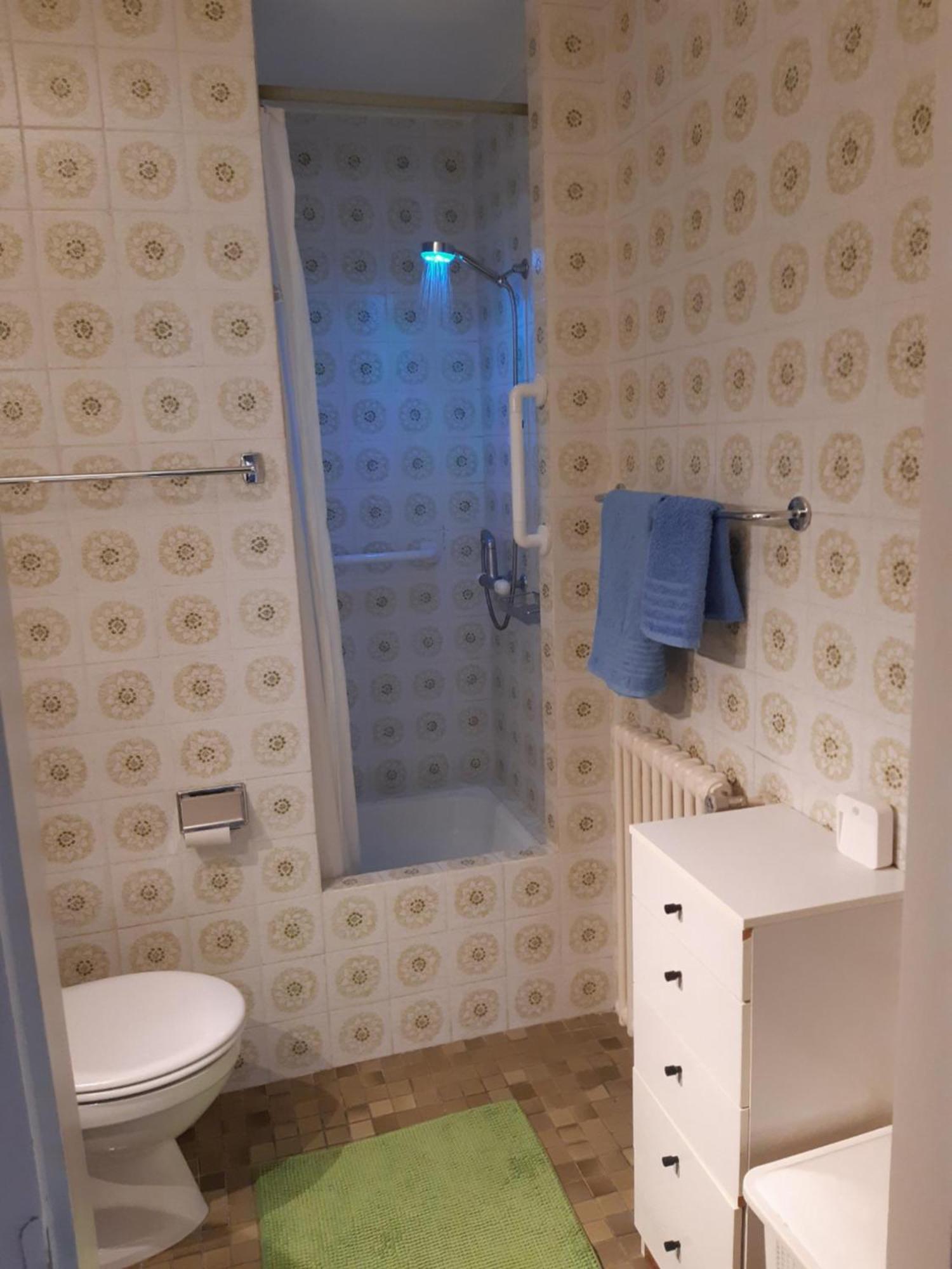 Rest In A Garden Habitación en casa particular *